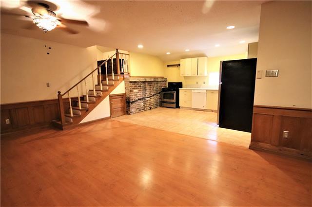 Photo - 6117 Magazine St