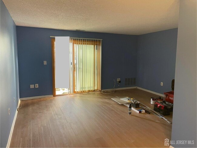 Photo - 2107 Ravens Crest Dr