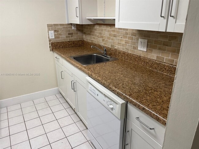 Photo - 14221 N Kendall Dr Unit 209C