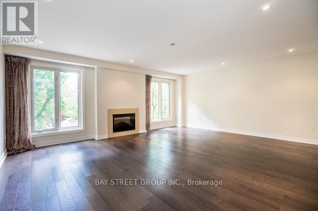 Photo - 137 Helendale Ave