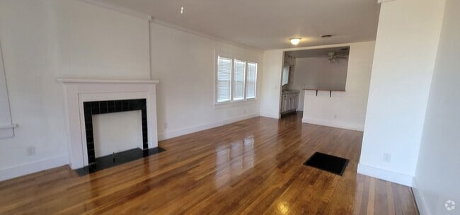 Building Photo - 1911 S Hayden St Unit A Rental