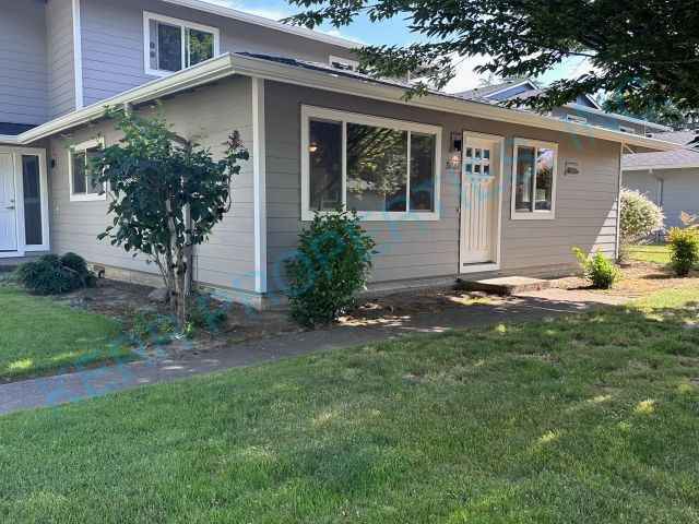 Charming 2-Bedroom Condo Oasis in Gresham ... - Charming 2-Bedroom Condo Oasis in Gresham ...