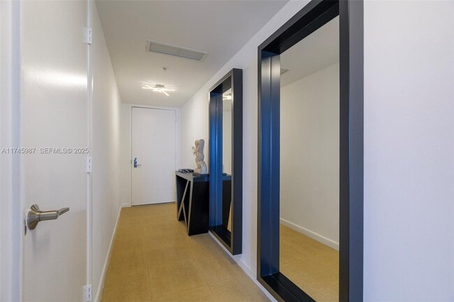 Photo - 41 SE 5th St Unit 2011