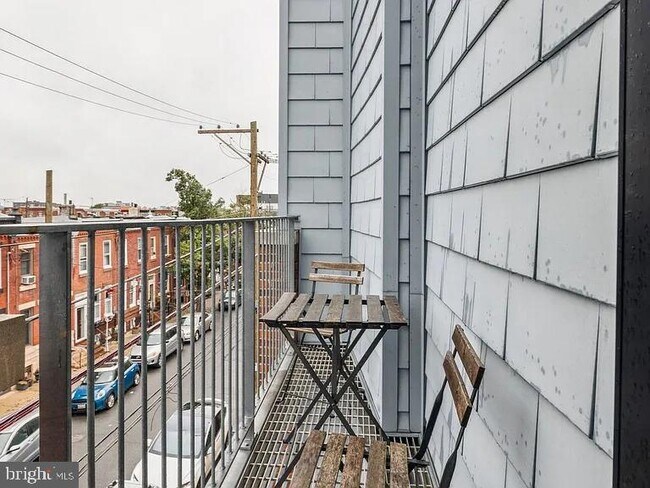 Photo - 820 E Thompson St Unidad E