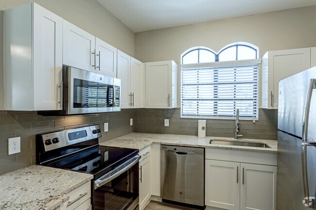 1BR,1BA - The Bayhill