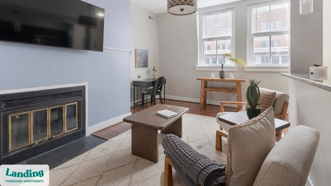 Building Photo - 617 W Lexington St