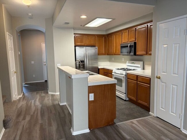 Photo - 26319 Arboretum Way