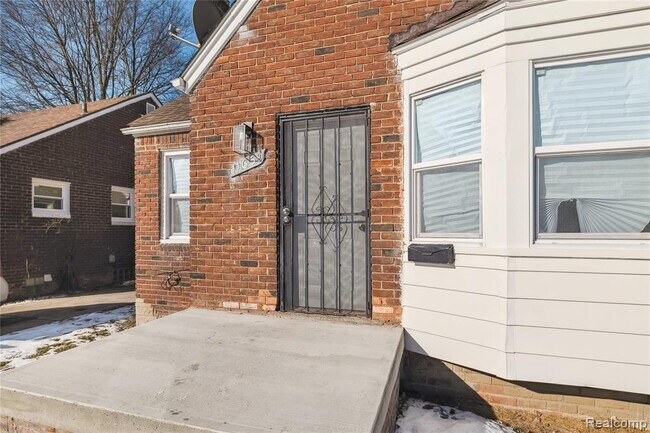 Photo - 11659 Beaconsfield St