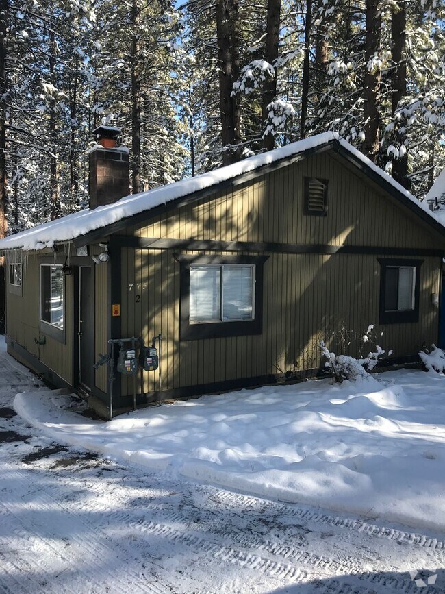 Building Photo - 775 Unit #2 (front) Rental