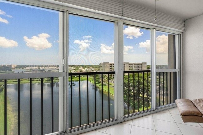 Photo - 7310 Ashford Pl