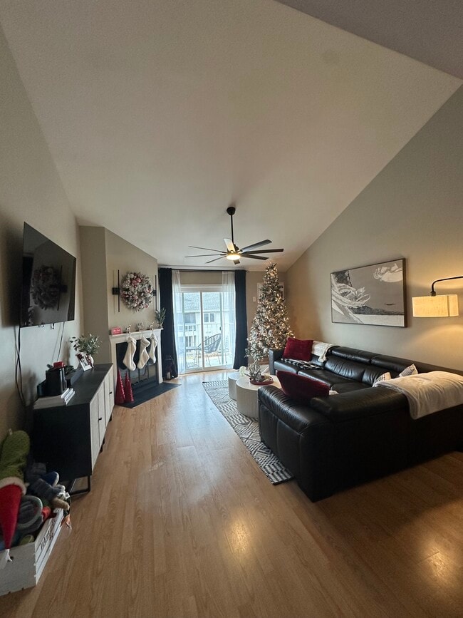 Photo - 66 Ponwood Cir Unit G