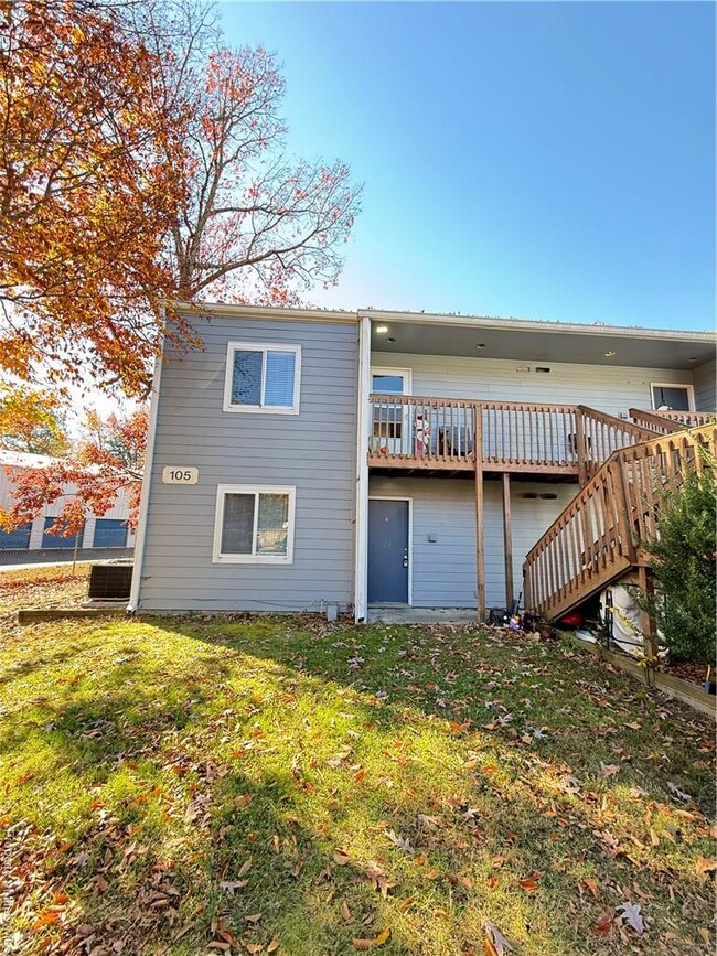 Building Photo - 105 Lake Powell Rd Unit A