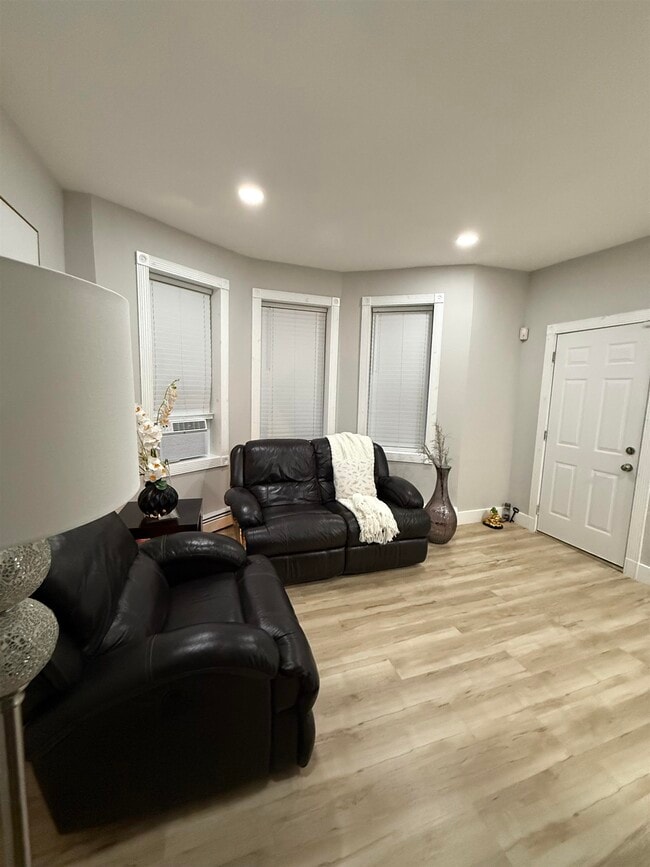 Photo - 1502 39th St