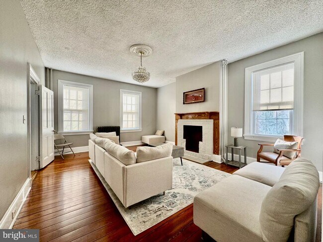 Photo - 3210 Harford Rd