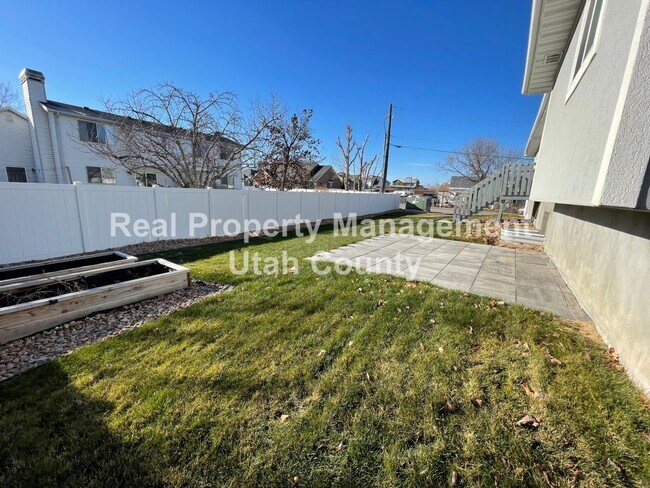 Photo - Corner lot home in Lehi