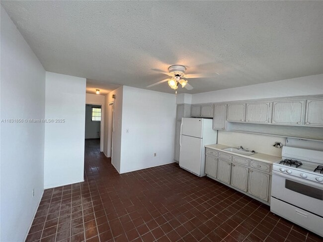 Photo - 524 Washington Ave Condo Unit 311