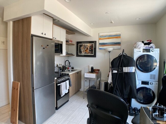 NEW YORK AVE - NEW YORK AVE Apartment Unit PH