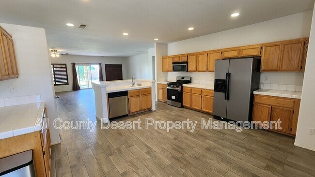 Photo - 41213 Mackenzie Lane