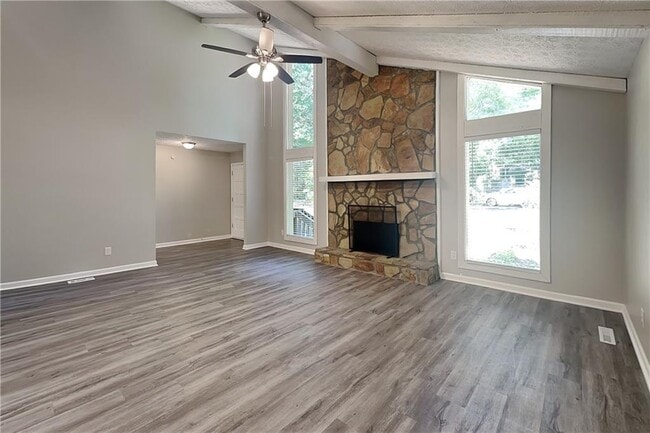 Photo - 2021 Kramer Way