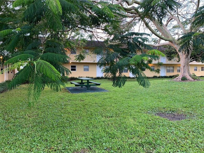 Photo - 5168 NE 6th Ave Unit 429