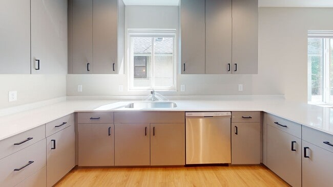 Photo - 1215 SE 8th St Unit #3