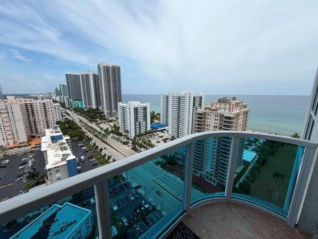 Building Photo - 1945 S Ocean Dr Unit 2212