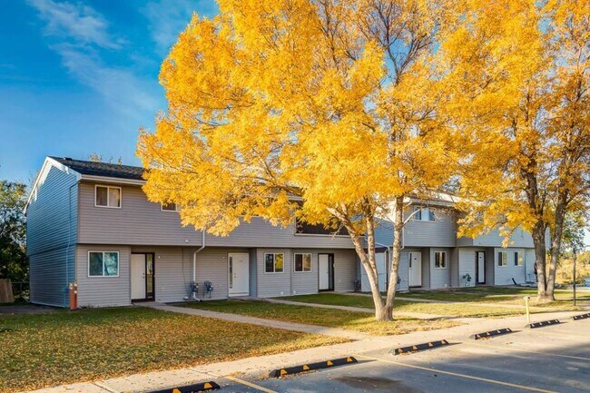 Photo - Lynbrook Townhouses