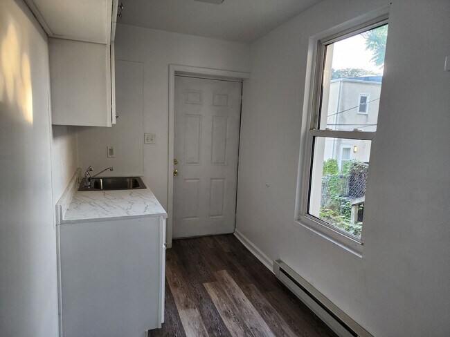1109 Read St