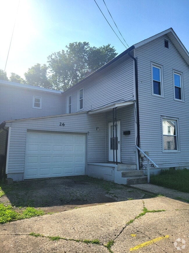 Front of Home 1 Car Garage - 26 Pound St Rental