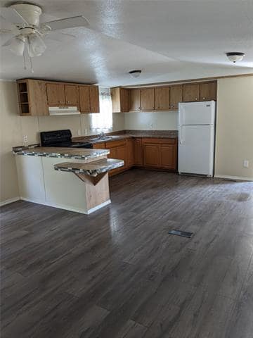 Photo - 727 Gibson St