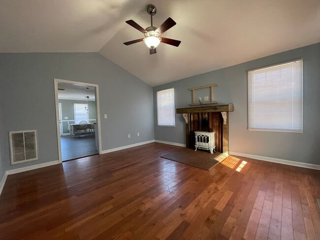 Photo - 2 Bedroom/2 Bath Home in Albemarle