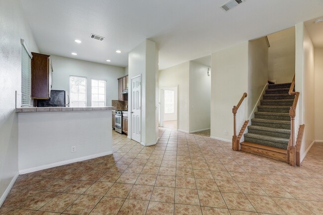 Photo - 5102 Caswell Ave