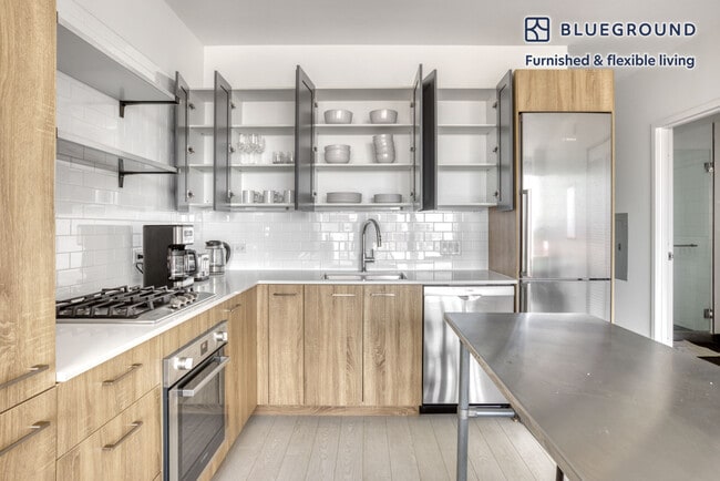 Photo - 1035 W Van Buren St Unit FL15-ID752