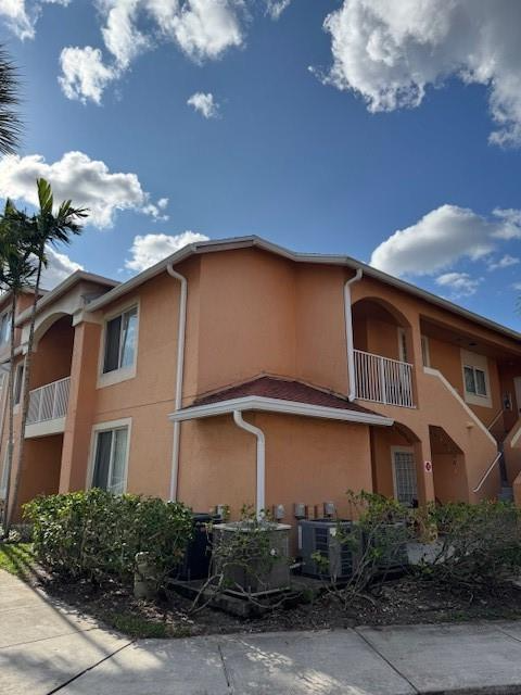 Photo - 6976 SW 39th St Unidad G208 Rental