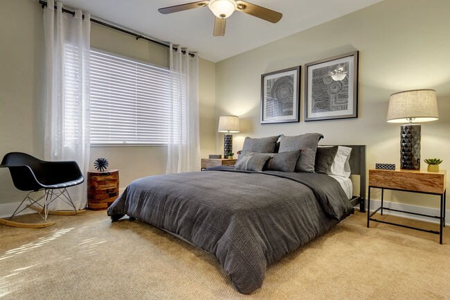 Lantana Hills Apartment Homes
