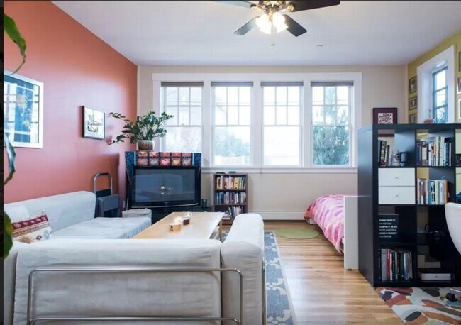 Photo - 80 Webster Ave Unit 1C