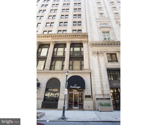 Building Photo - 1411 Walnut St Unit 302 Rental