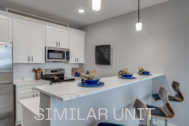 Photo - 1230 Elm St Unit 215