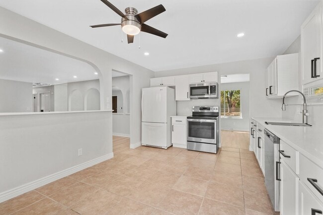 Photo - 4558 S Laredo St