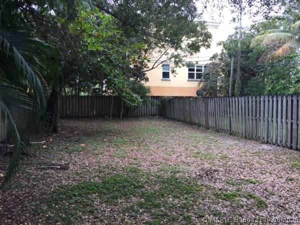 Photo - 410 SW 7th St