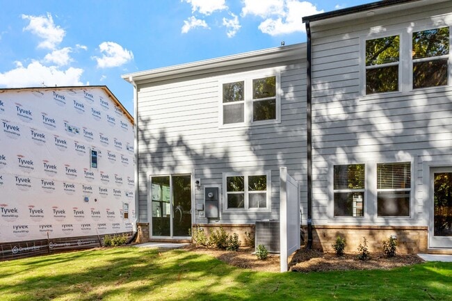 Photo - 148 Norwell Ln