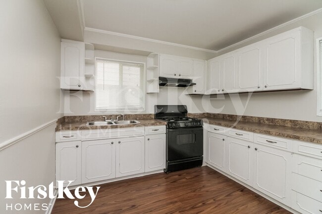 Photo - 194 Monee Rd