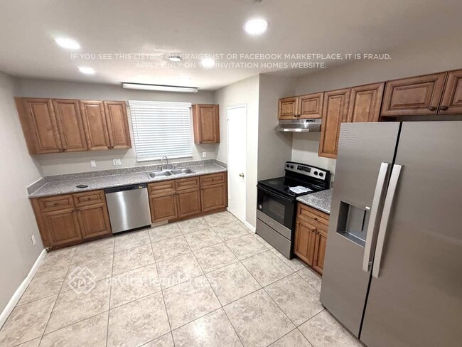Photo - 5318 W Windsor Ave