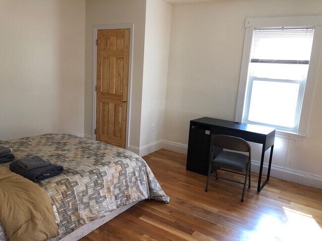 Photo - 12 Logan St Unit 12