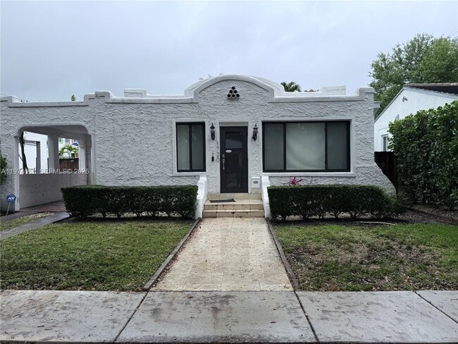 Photo - 1720 SW 22nd Terrace