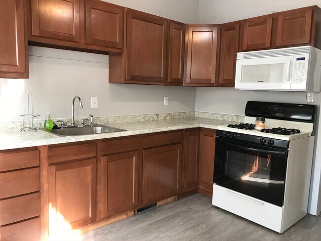 Photo - 5055 Fischer St