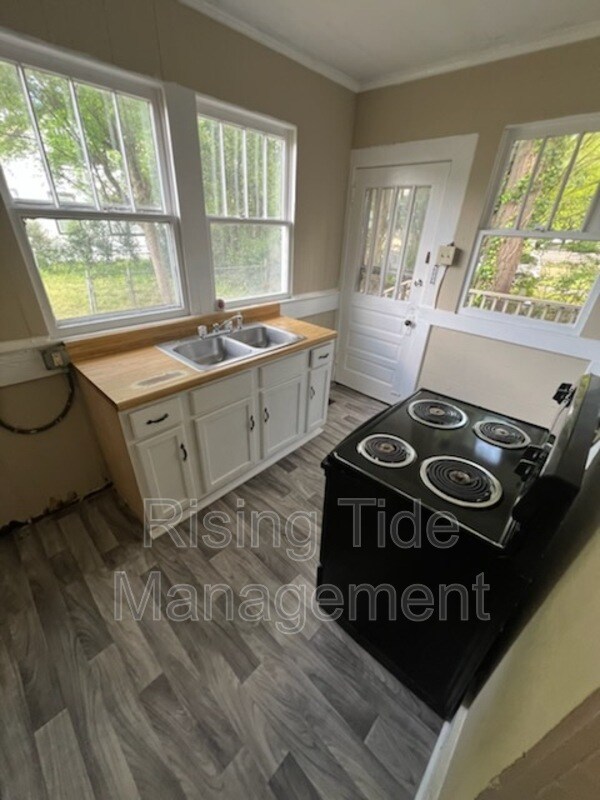 Photo - 401 S Capitol Pkwy