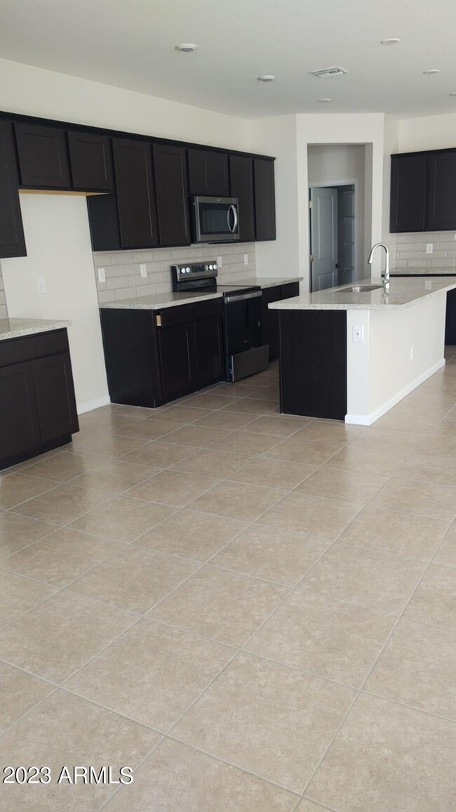Photo - 17844 W Villa Hermosa Ln