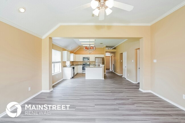 Photo - 19318 Pinewood Bluff Ln