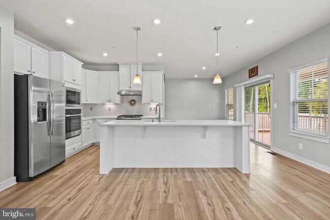 Photo - 3903 Emory Ridge Rd